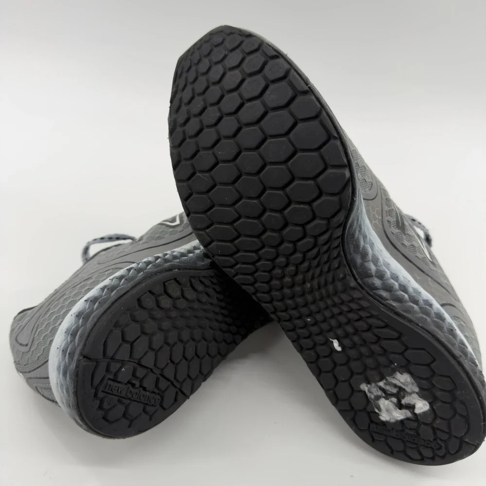 New Balance Fresh Foam 980 Grey Black Running Shoes Mens 8 Sneaker